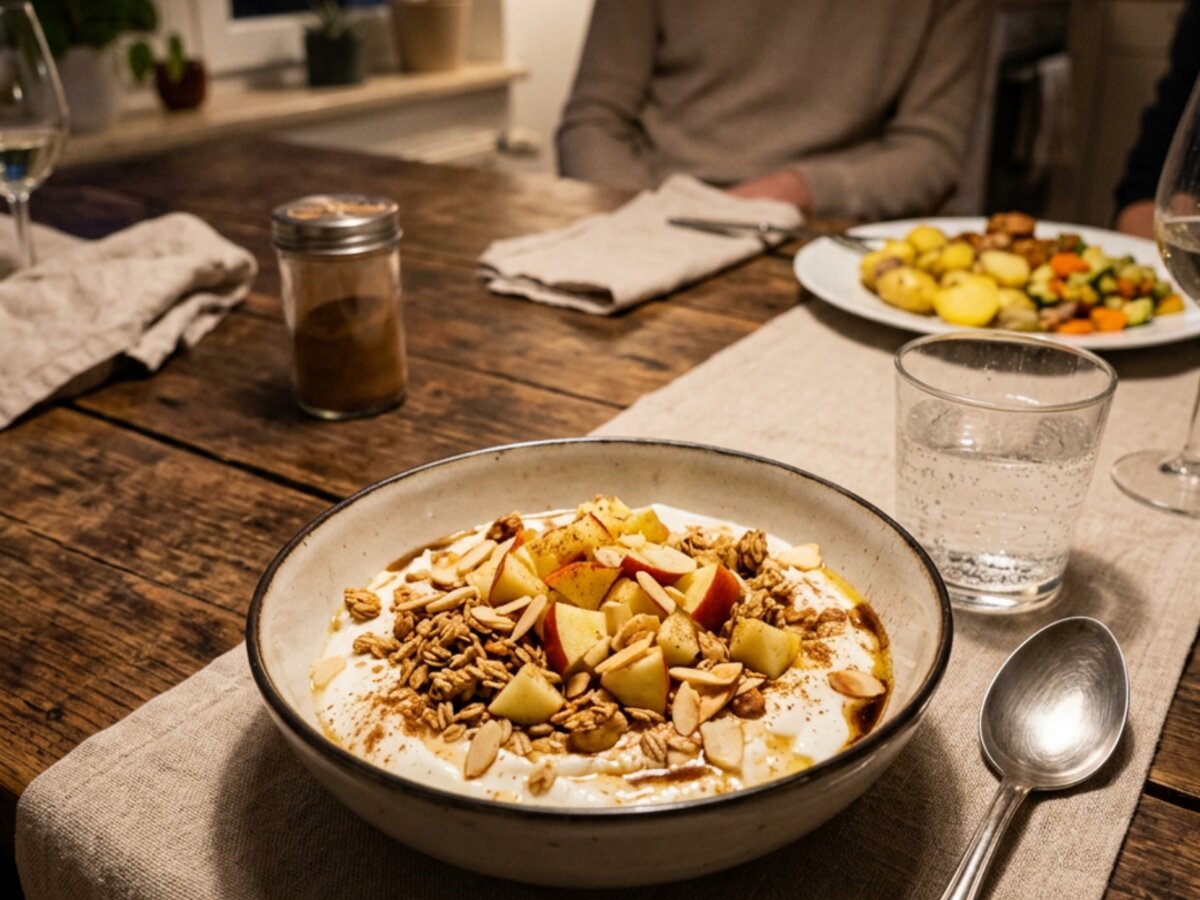 Zimtige Skyr-Creme mit Knusperflocken